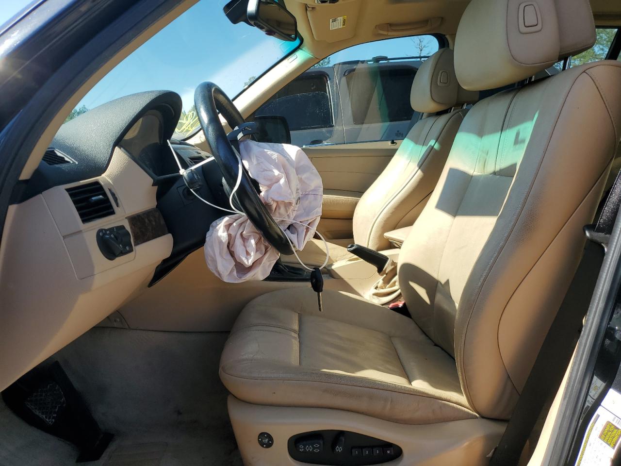 WBXPC93428WJ05191 2008 BMW X3 3.0Si