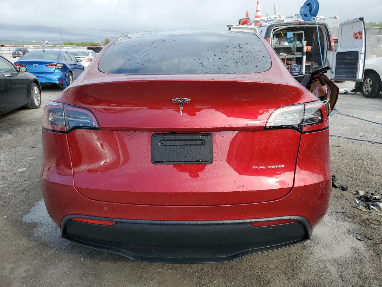 7SAYGDEE9RF987970 2024 Tesla Model Y