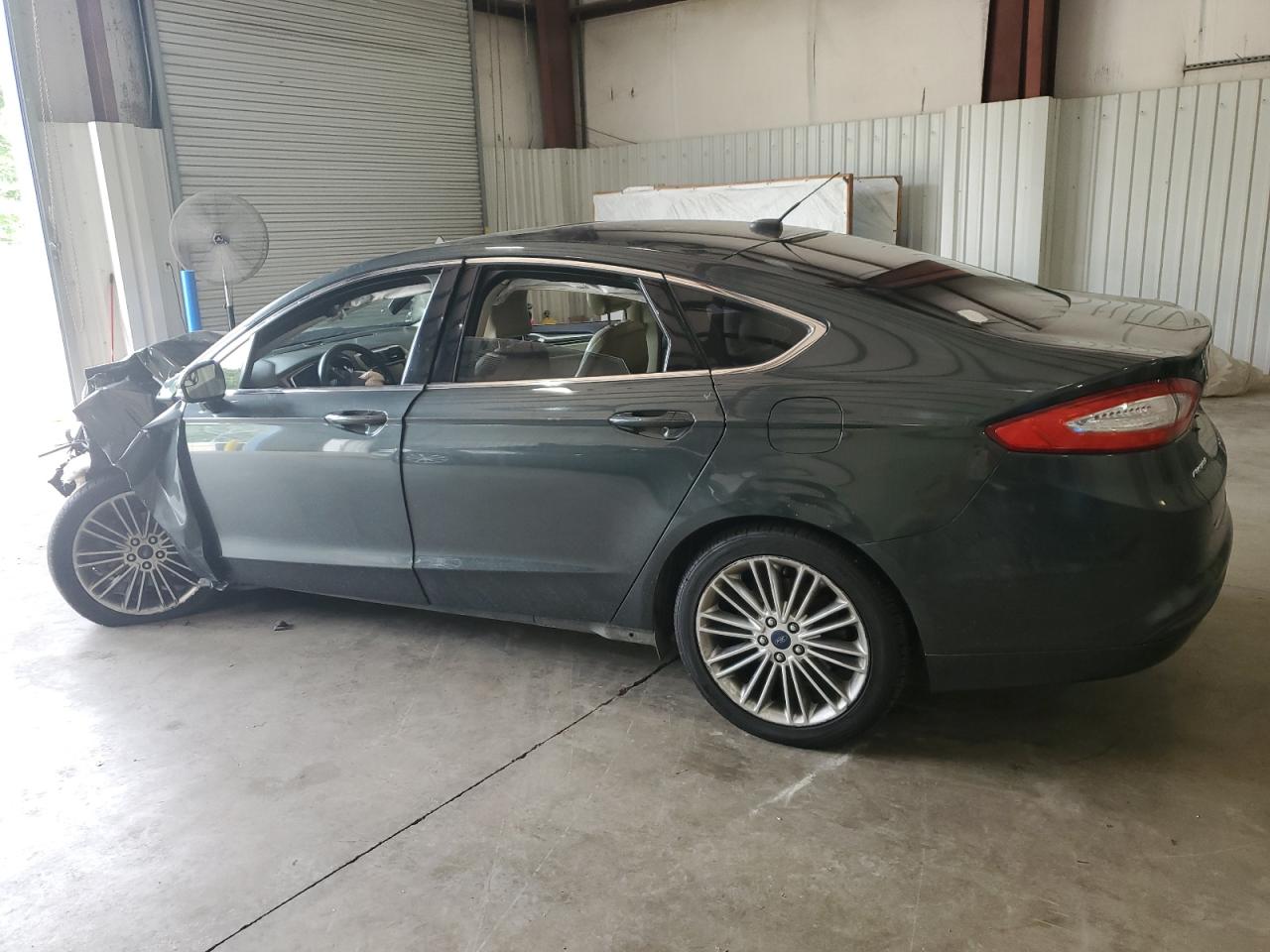 3FA6P0HD8FR233636 2015 Ford Fusion Se