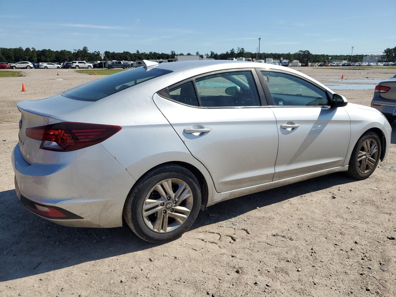 2019 Hyundai Elantra Sel vin: 5NPD84LFXKH409453