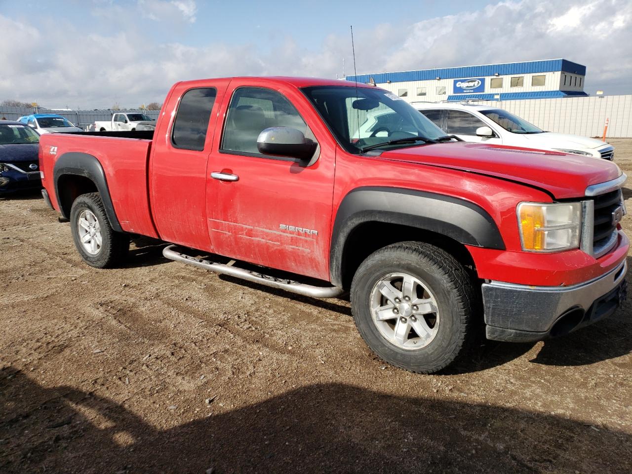 1GTR2VE33BZ389877 2011 GMC Sierra K1500 Sle