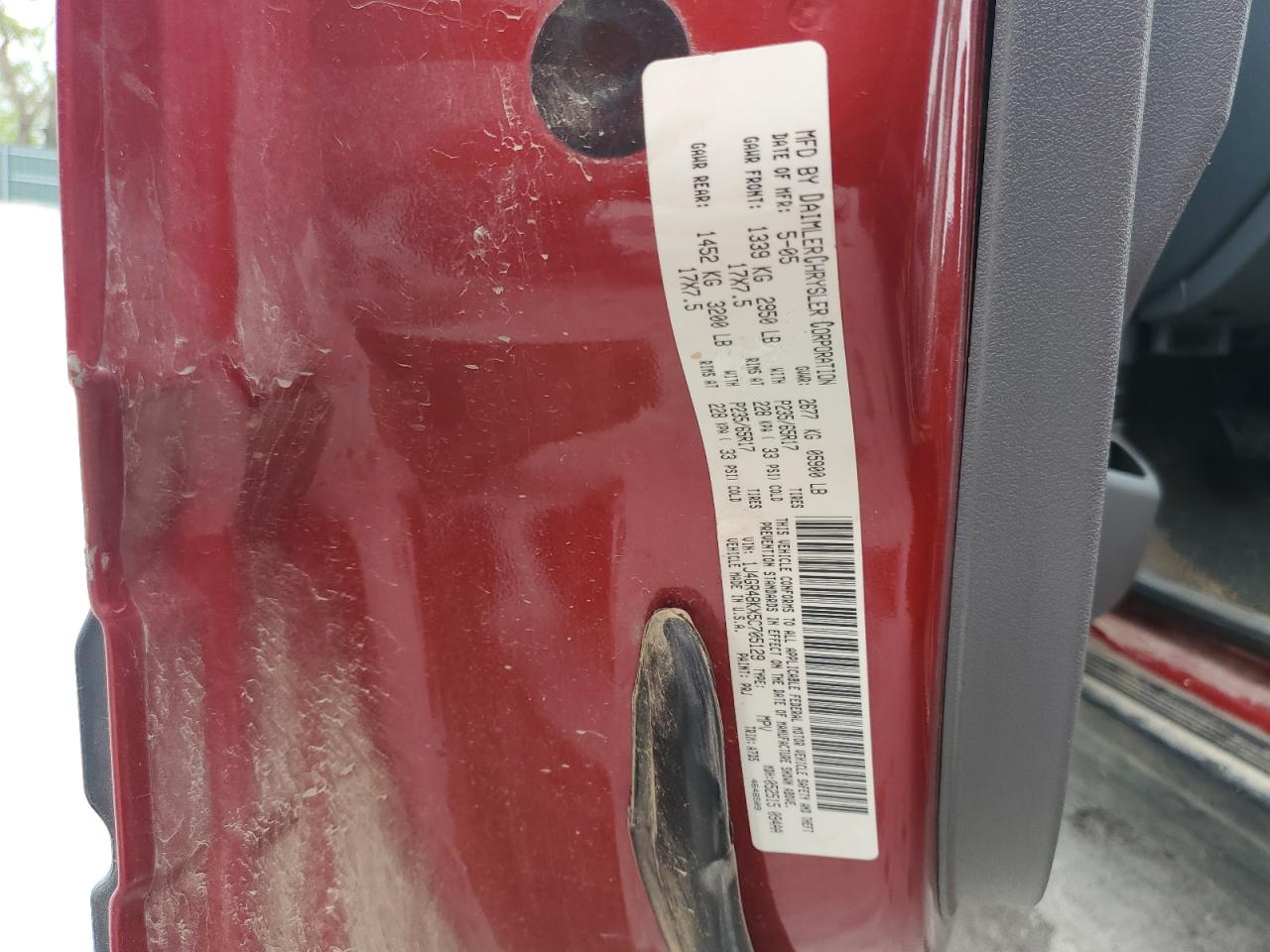 1J4GR48KX5C705129 2005 Jeep Grand Cherokee Laredo