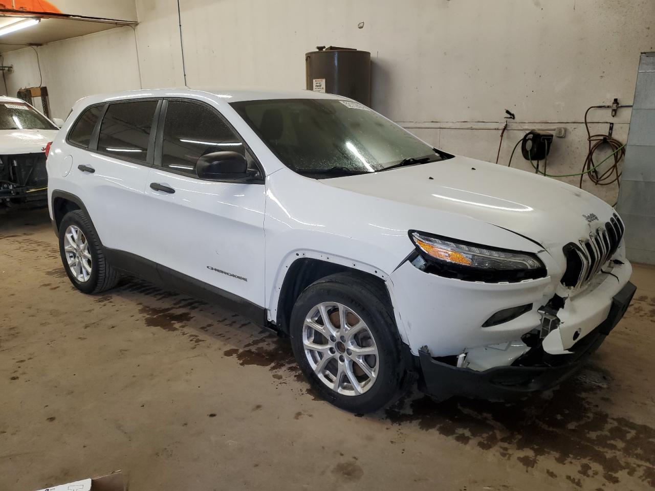 1C4PJLAB7EW313404 2014 Jeep Cherokee Sport