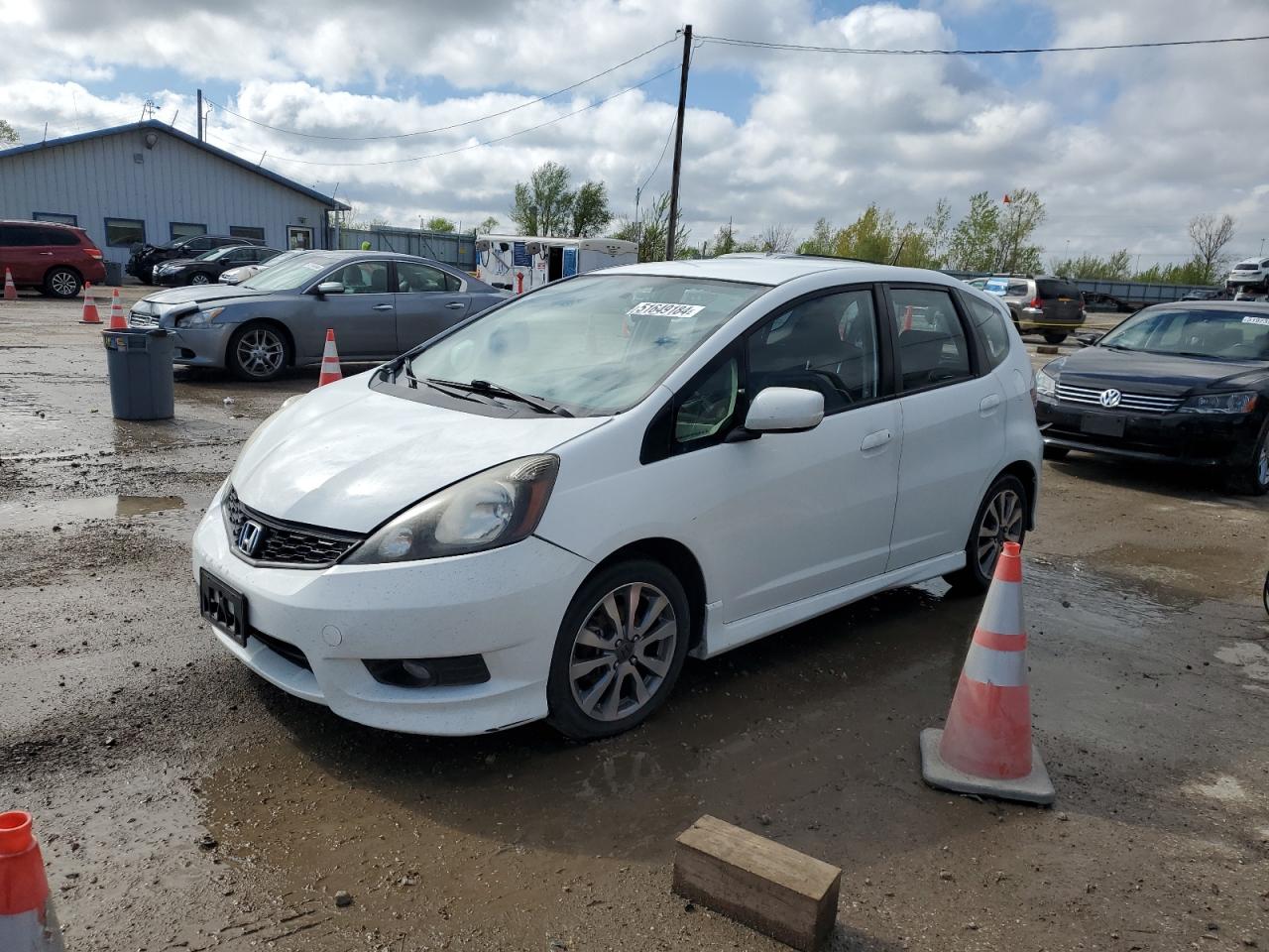 JHMGE8H59DC018255 2013 Honda Fit Sport