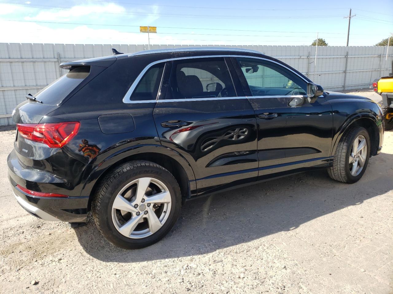 WA1BECF32L1099281 2020 Audi Q3 Premium Plus