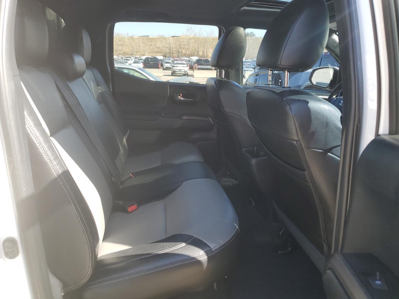 3TMCZ5AN0HM057205 2017 Toyota Tacoma Double Cab