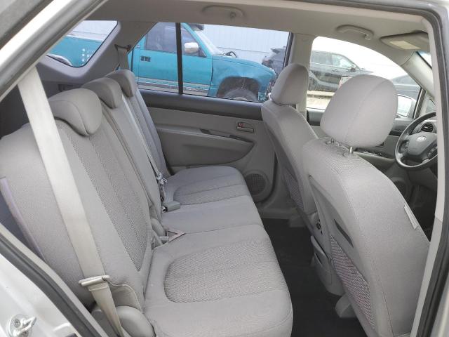 2008 Kia Rondo Base VIN: KNAFG525687123541 Lot: 52653074