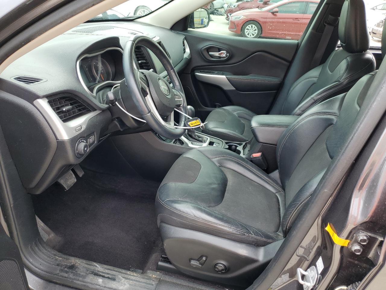 1C4PJLLX5JD561889 2018 Jeep Cherokee Latitude Plus