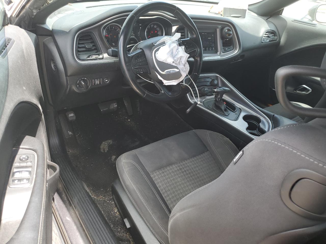 2C3CDZAG9KH669002 2019 Dodge Challenger Sxt