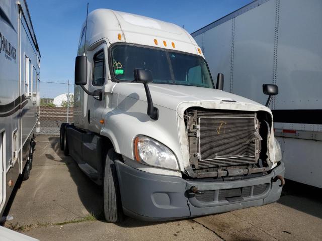 Lot #2493891249 2013 FREIGHTLINER CASCADIA 1 salvage car