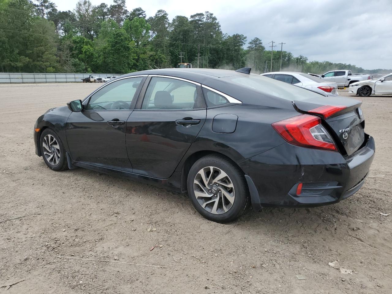 2017 Honda Civic Ex vin: 19XFC2F70HE035559