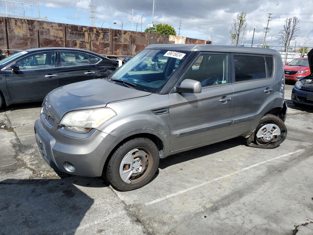 KNDJT2A25B7274165 2011 Kia Soul +