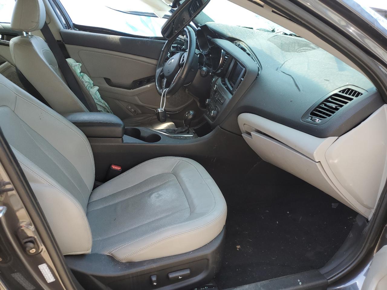 KNAGN4A75B5159926 2011 Kia Optima Ex