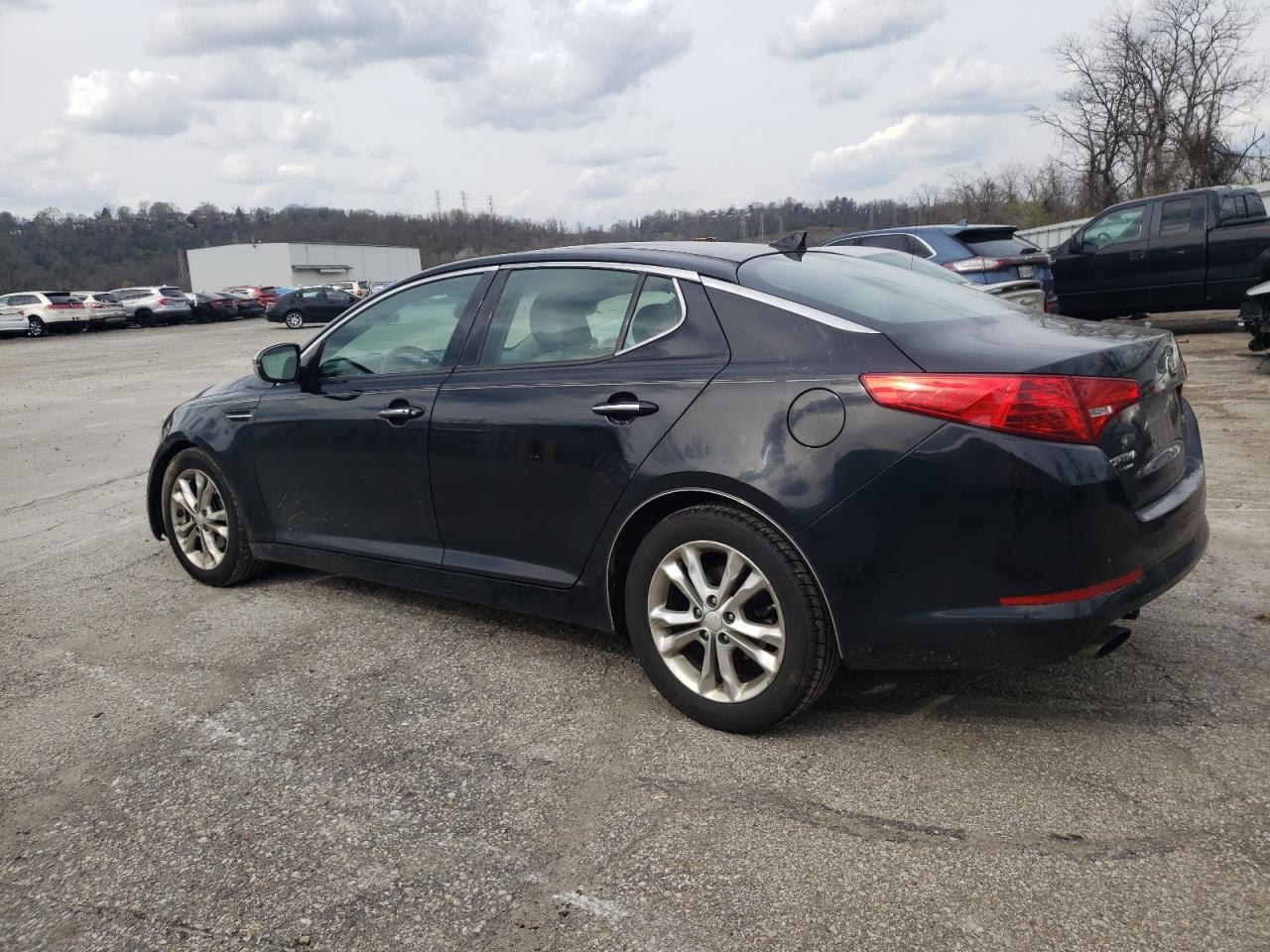 5XXGN4A77DG225653 2013 Kia Optima Ex