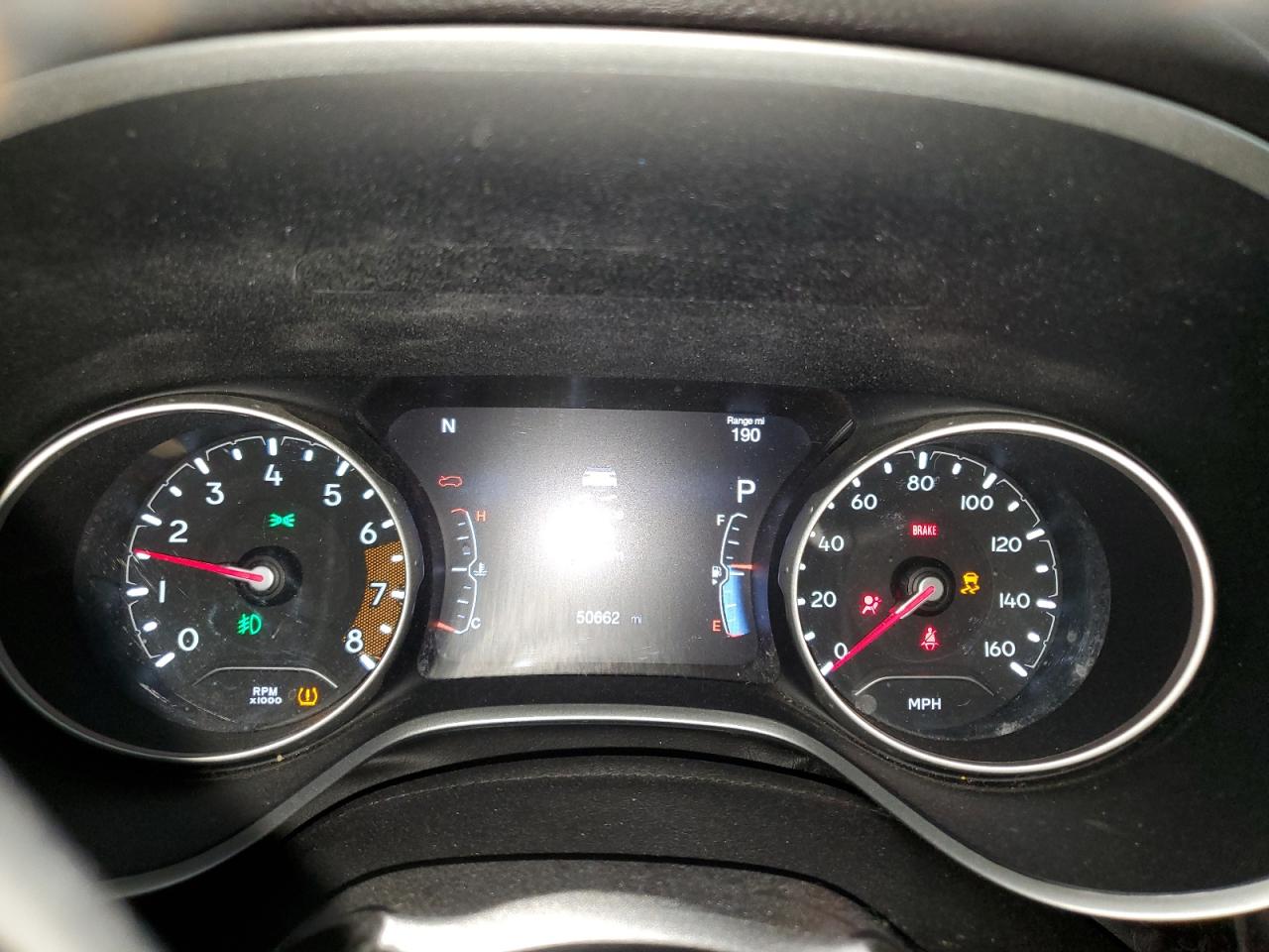 3C4NJDBB7JT185340 2018 Jeep Compass Latitude