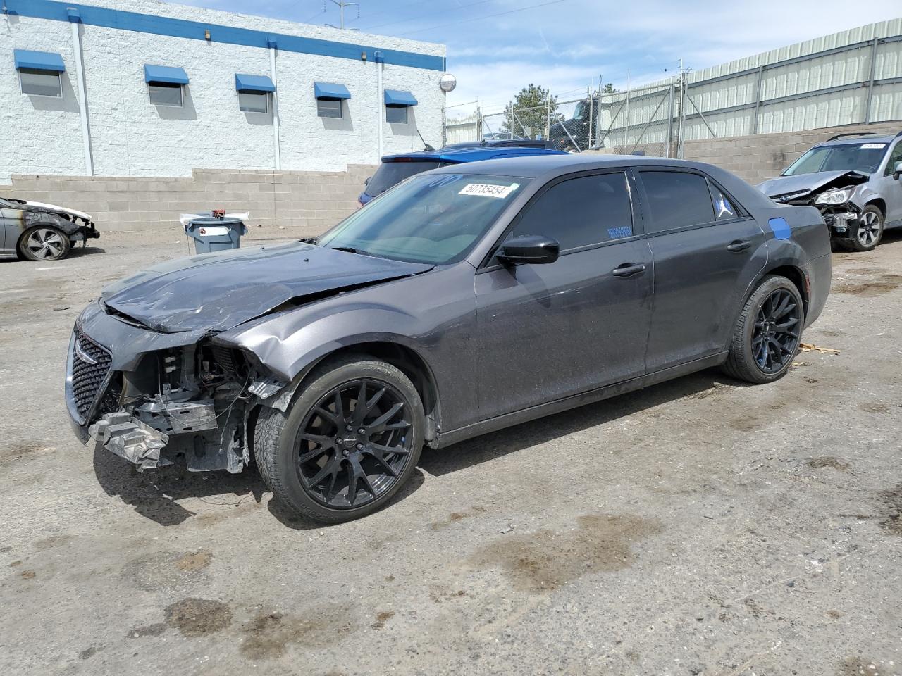 2019 Chrysler 300 Touring vin: 2C3CCAAG2KH755613