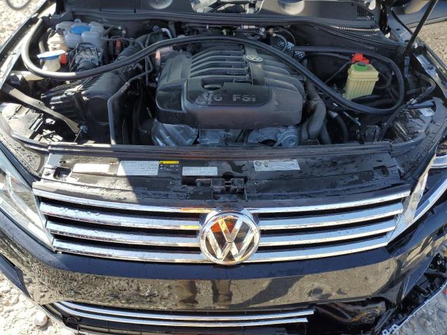 VIN WVGRF7BP6HD000299 2017 Volkswagen Touareg, Wolf... no.12