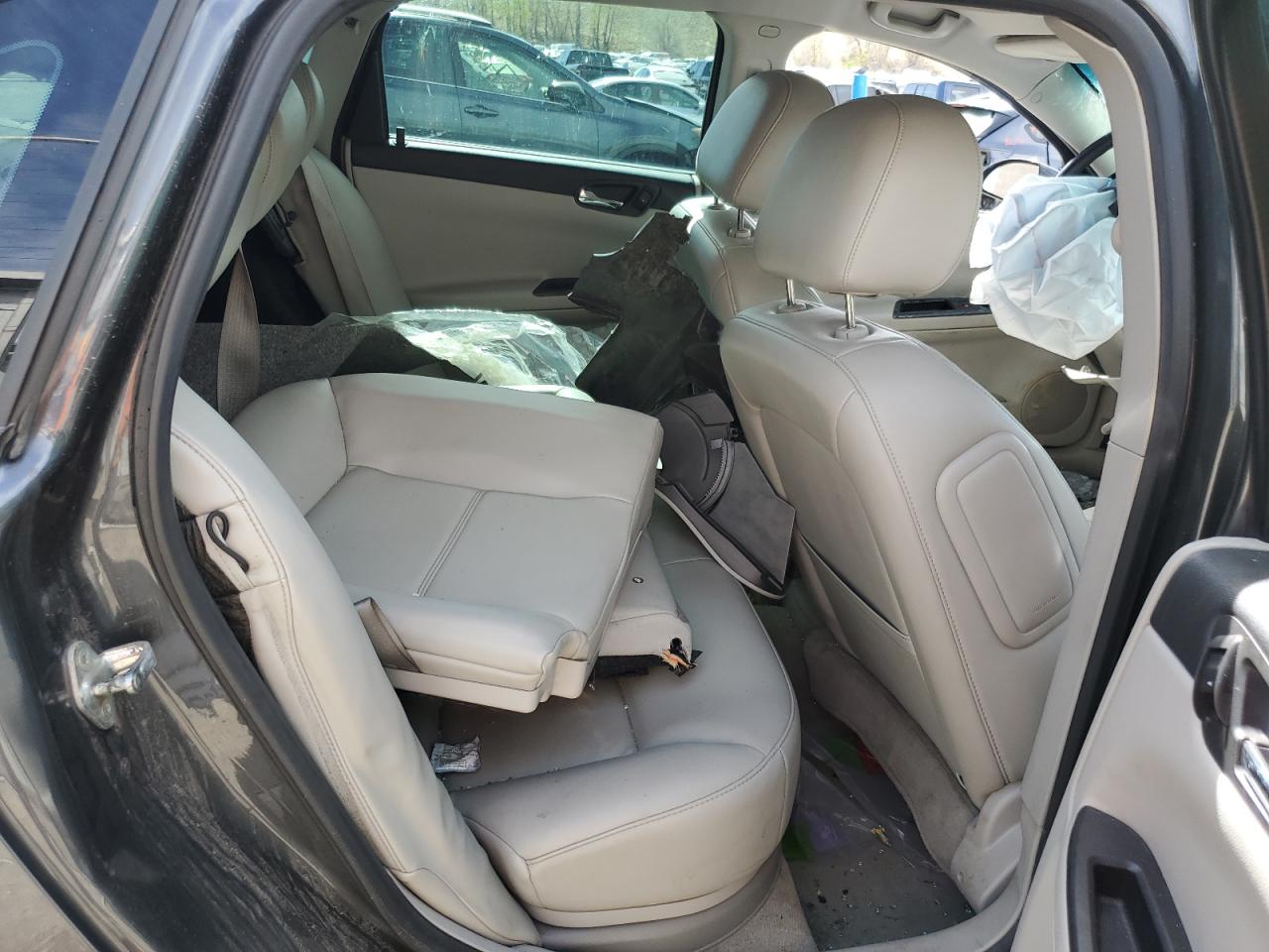 2G1WC5EM8A1267184 2010 Chevrolet Impala Ltz