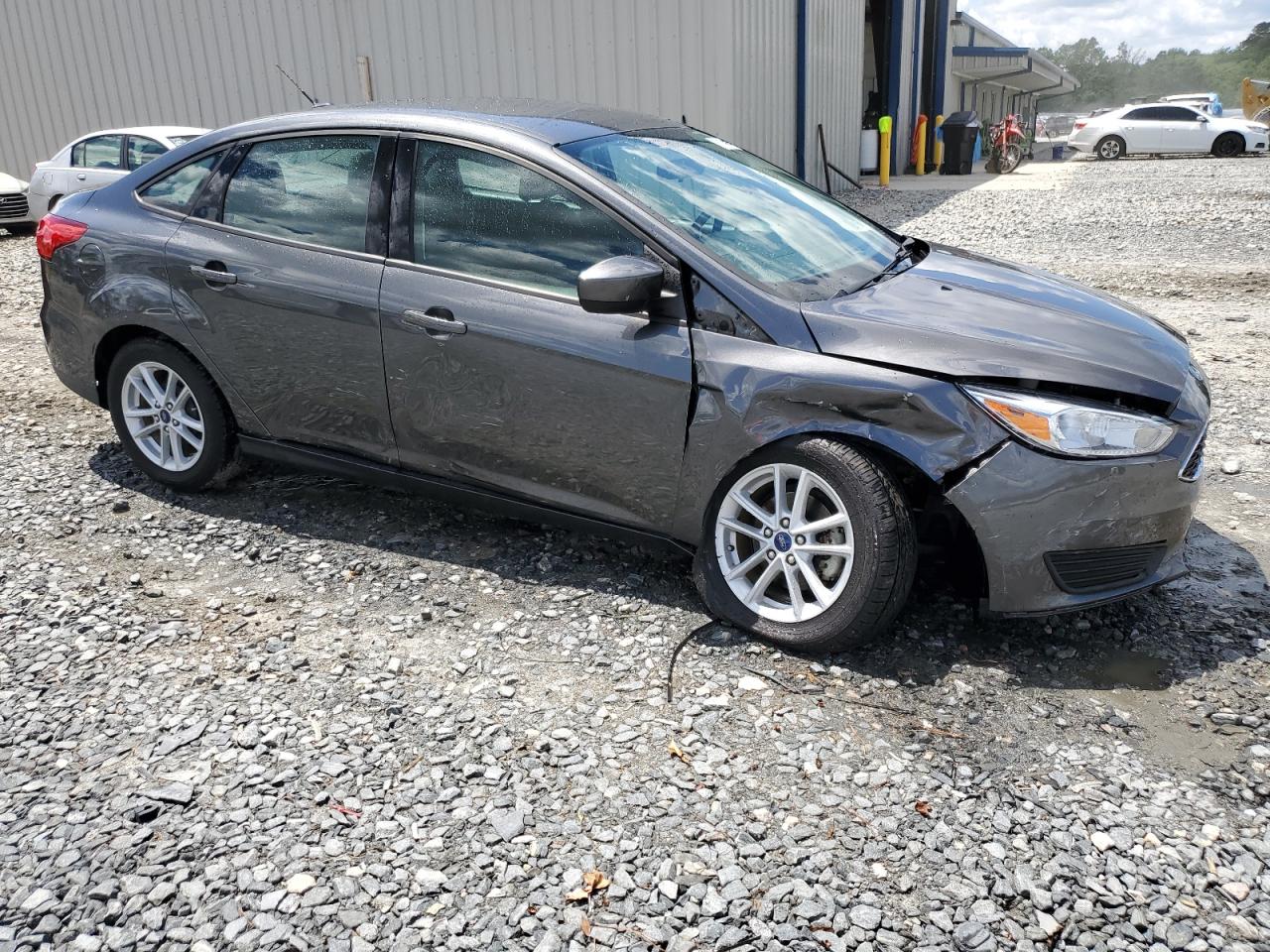 1FADP3F25JL201275 2018 Ford Focus Se