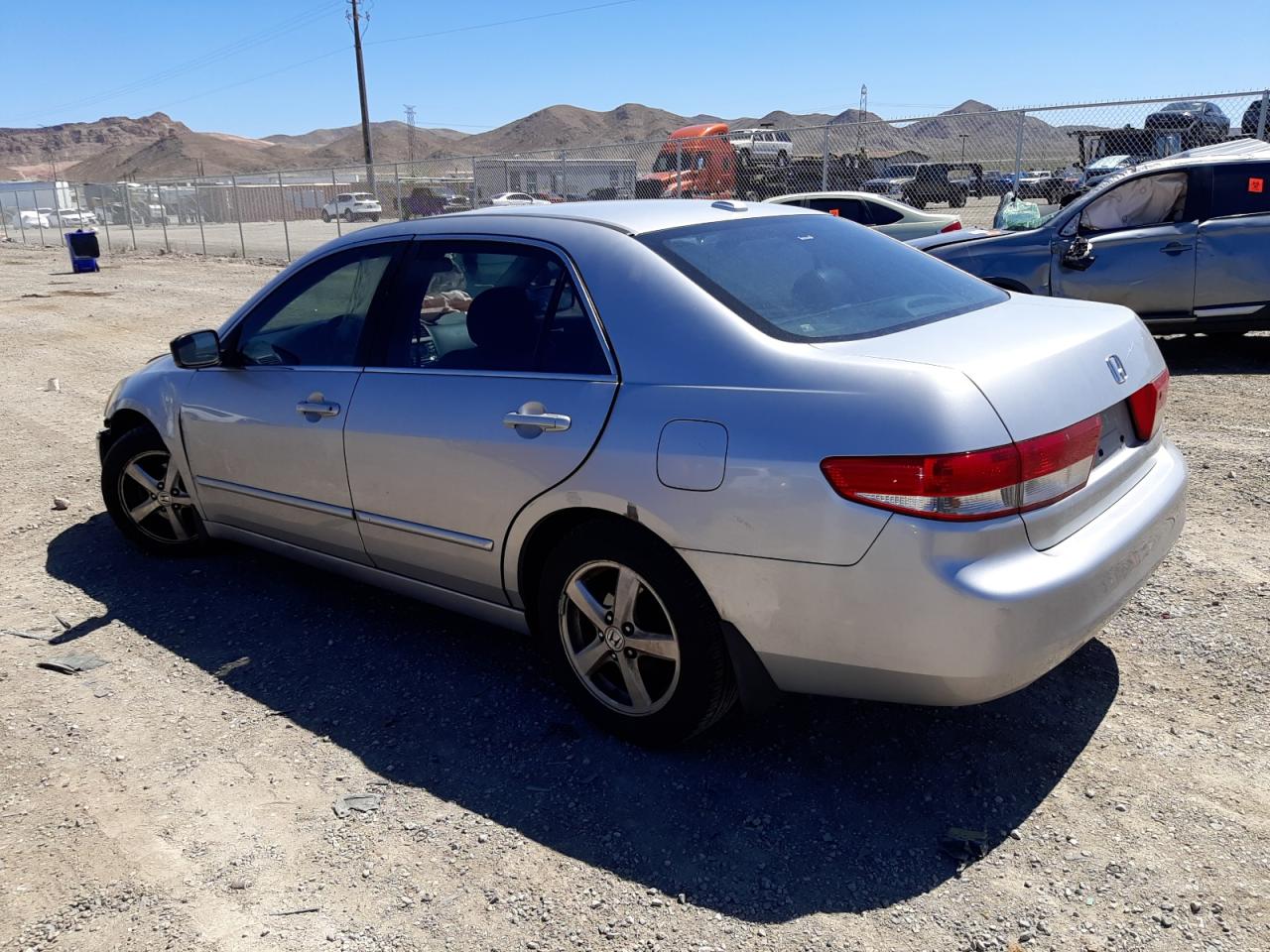 JHMCM56894C031763 2004 Honda Accord Ex