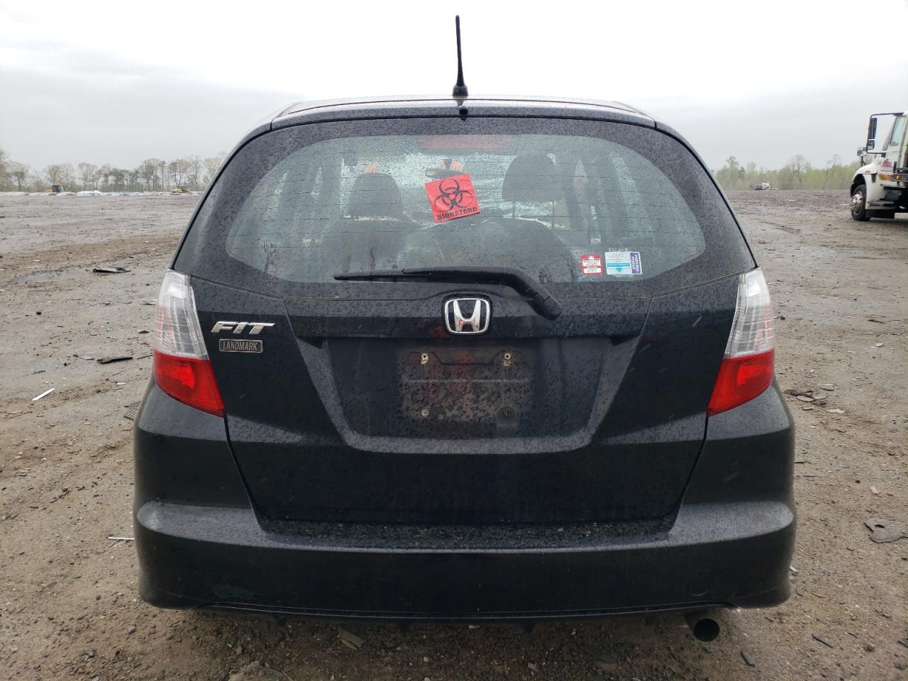 JHMGE8H38DC061919 2013 Honda Fit