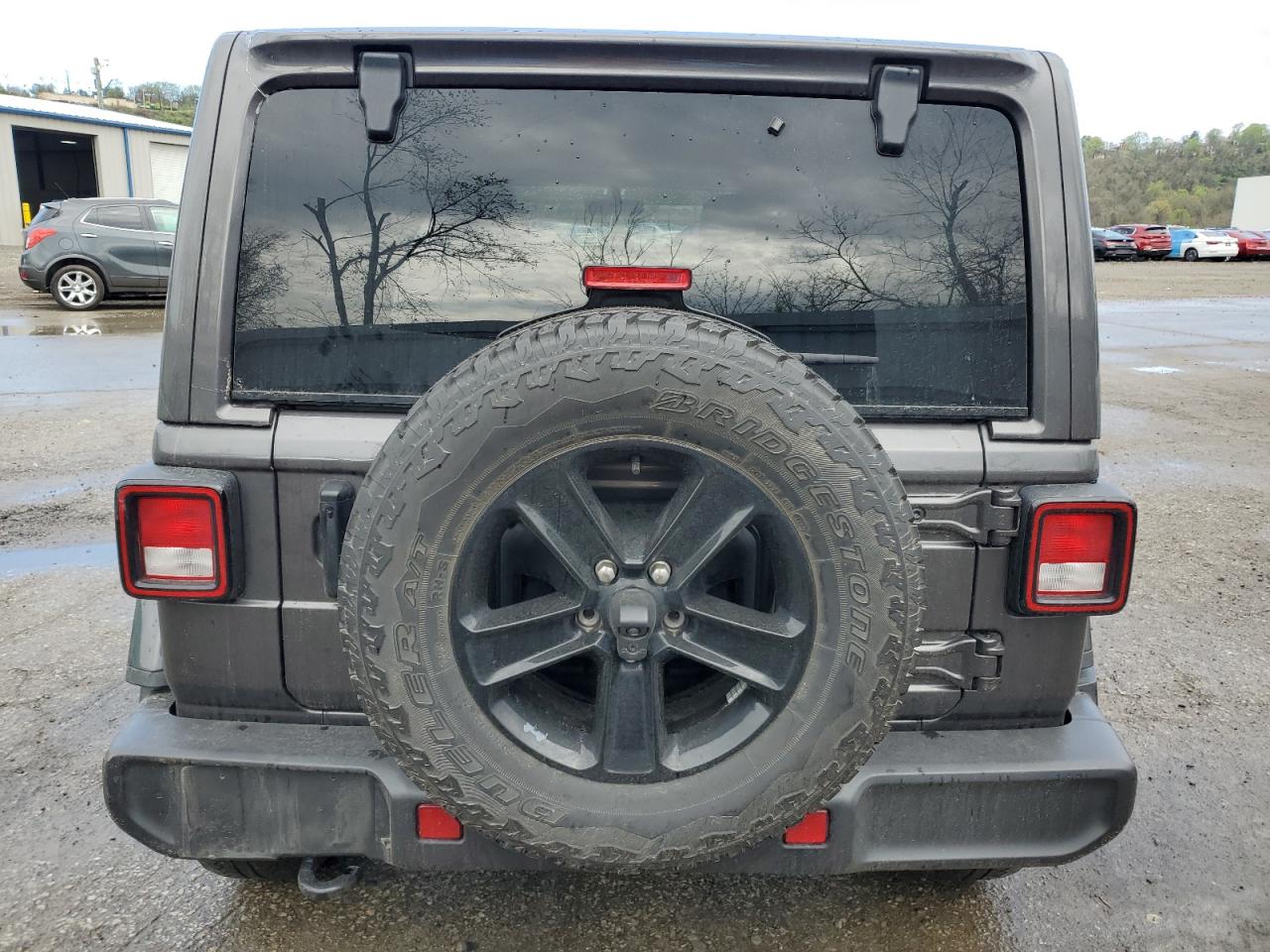 1C4HJXEGXNW180977 2022 Jeep Wrangler Unlimited Sahara