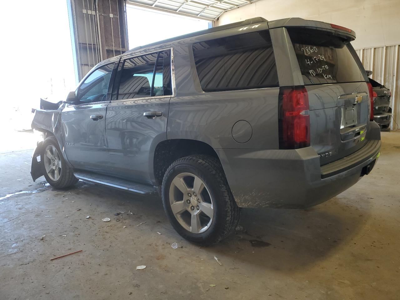 VIN: 1GNSCAKC3LR192860 2020 CHEVROLET TAHOE