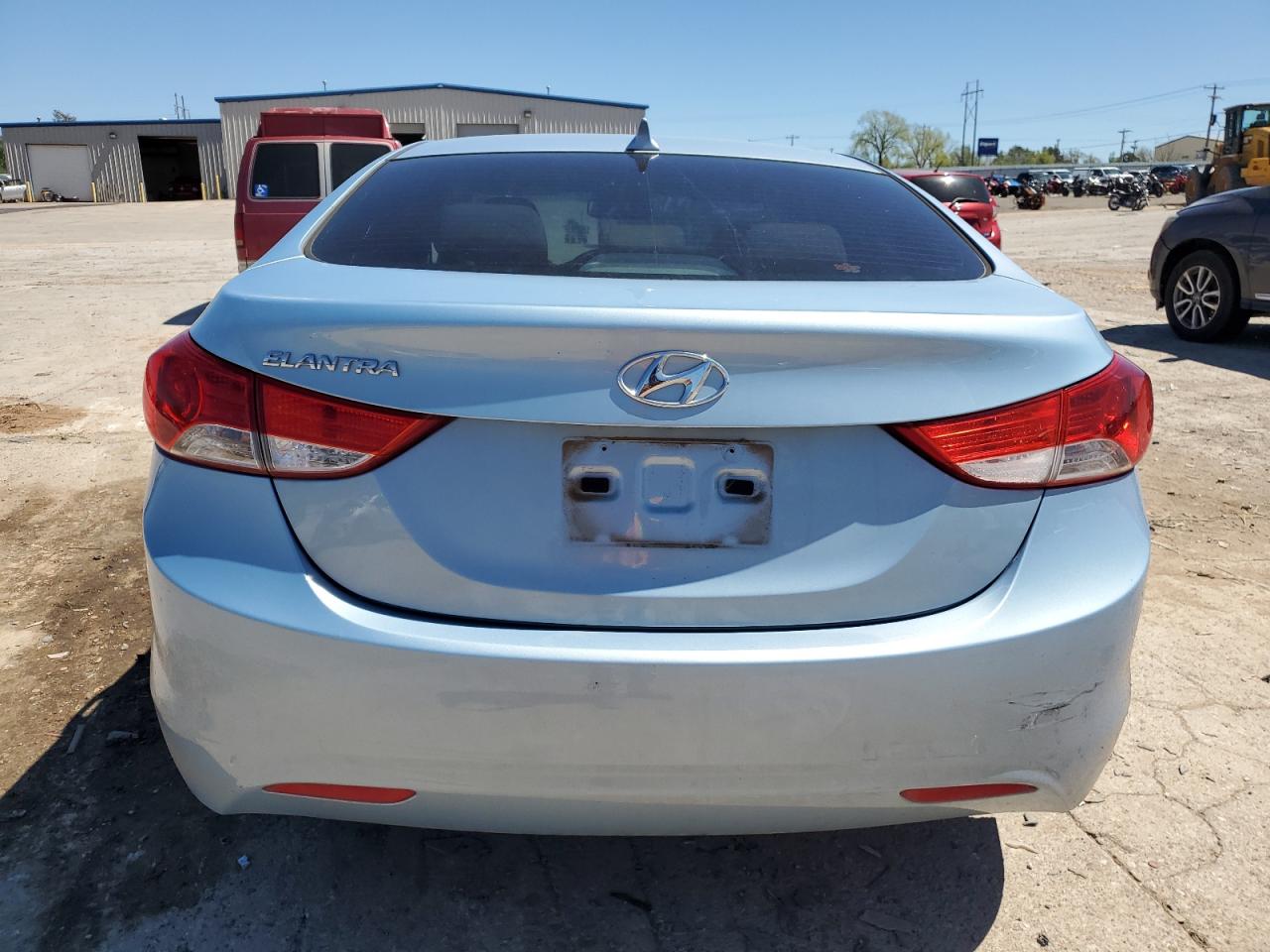 KMHDH4AE2DU498191 2013 Hyundai Elantra Gls