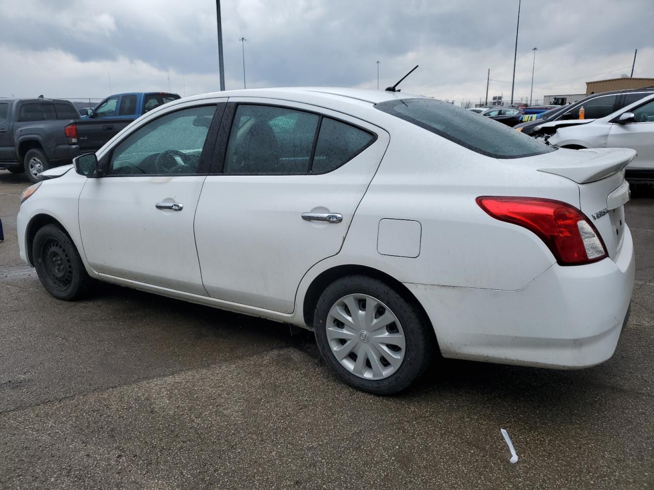 3N1CN7AP8HK462171 2017 Nissan Versa S