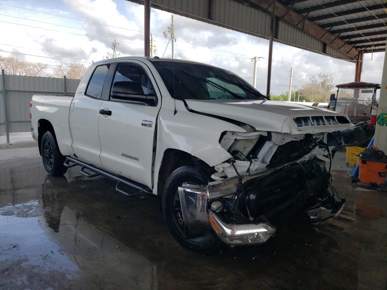 5TFRY5F15FX181044 2015 Toyota Tundra Double Cab Sr/Sr5