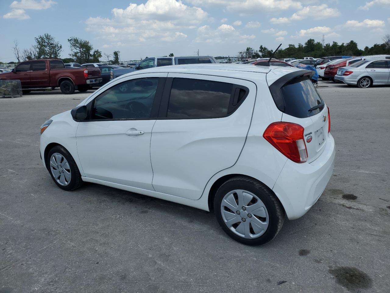 KL8CB6SA2JC469230 2018 Chevrolet Spark Ls