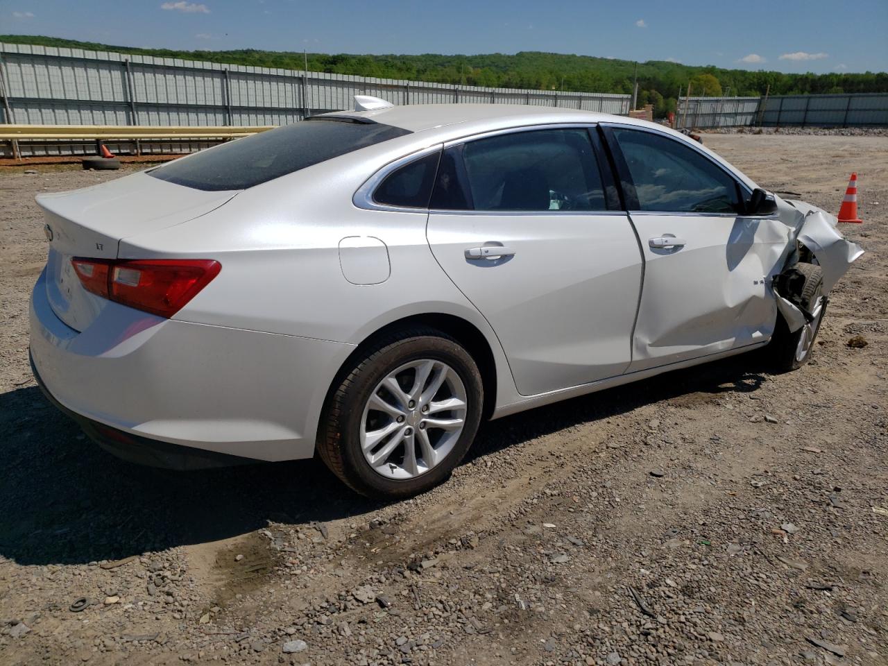 1G1ZE5ST6HF208480 2017 Chevrolet Malibu Lt