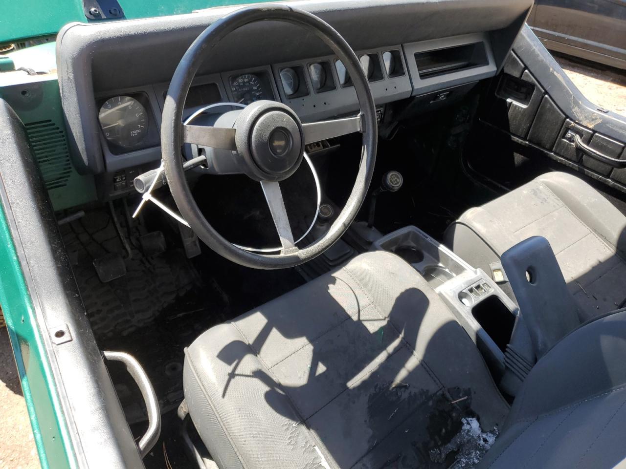 2J4FY29S8NJ503395 1992 Jeep Wrangler / Yj