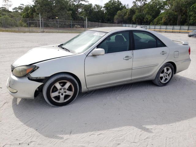 Lot #2471322941 2002 TOYOTA CAMRY LE salvage car