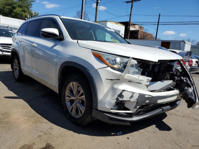 VIN 5TDJKRFH9FS163347 2015 Toyota Highlander, Xle no.4