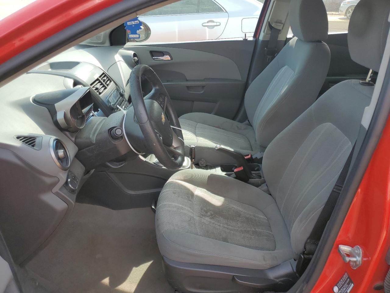 1G1JC5SH0C4105588 2012 Chevrolet Sonic Lt