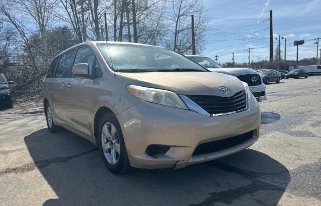 Lot #2455146338 2012 TOYOTA SIENNA LE salvage car