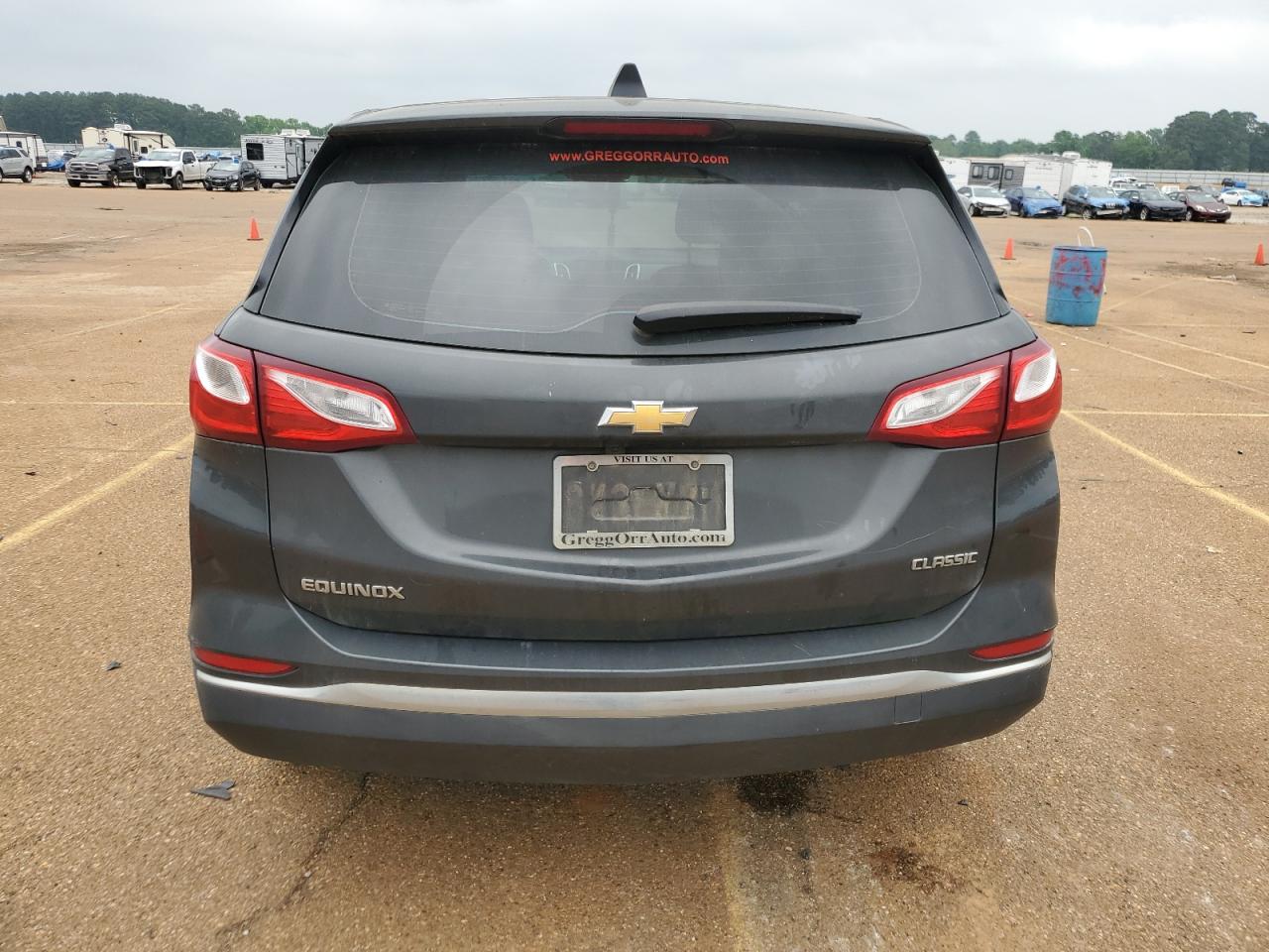 2GNAXHEVXJ6104353 2018 Chevrolet Equinox Ls