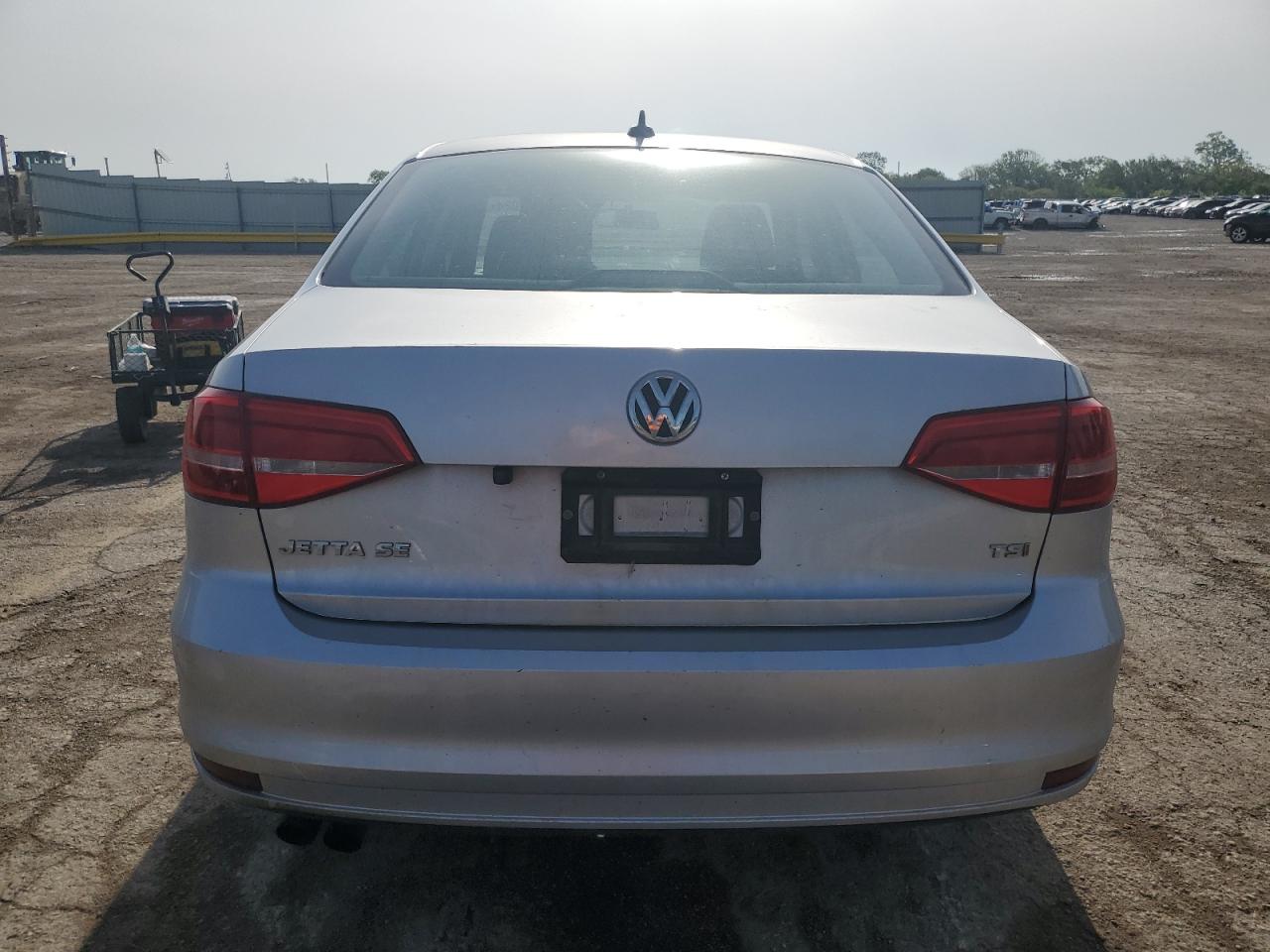 3VWD17AJ5FM333425 2015 Volkswagen Jetta Se