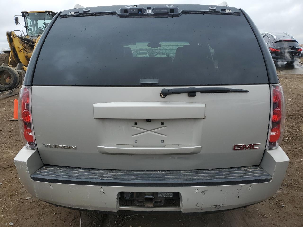 1GKFK63877J370654 2007 GMC Yukon Denali