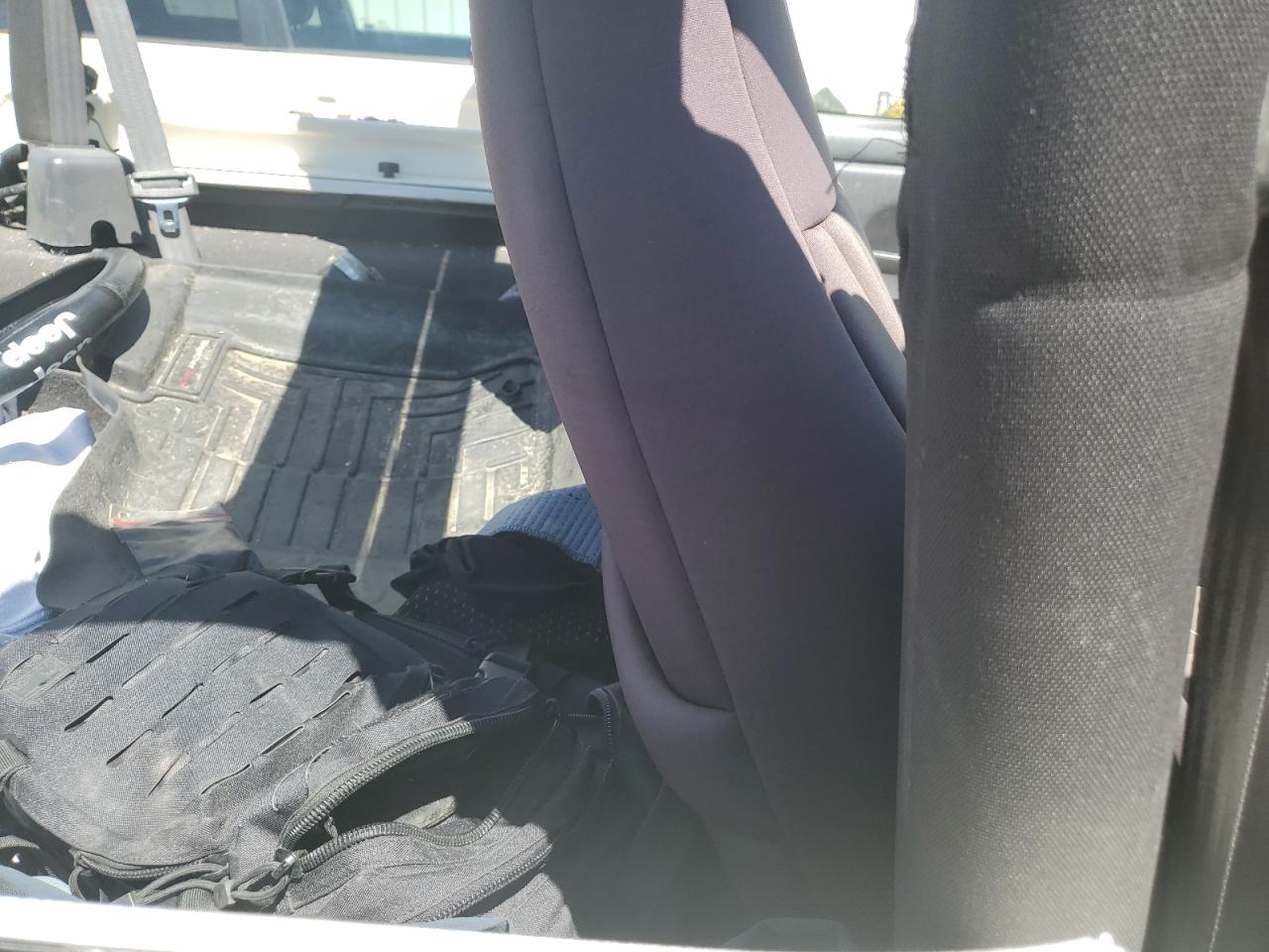 1J4FY19S2XP407102 1999 Jeep Wrangler / Tj Sport