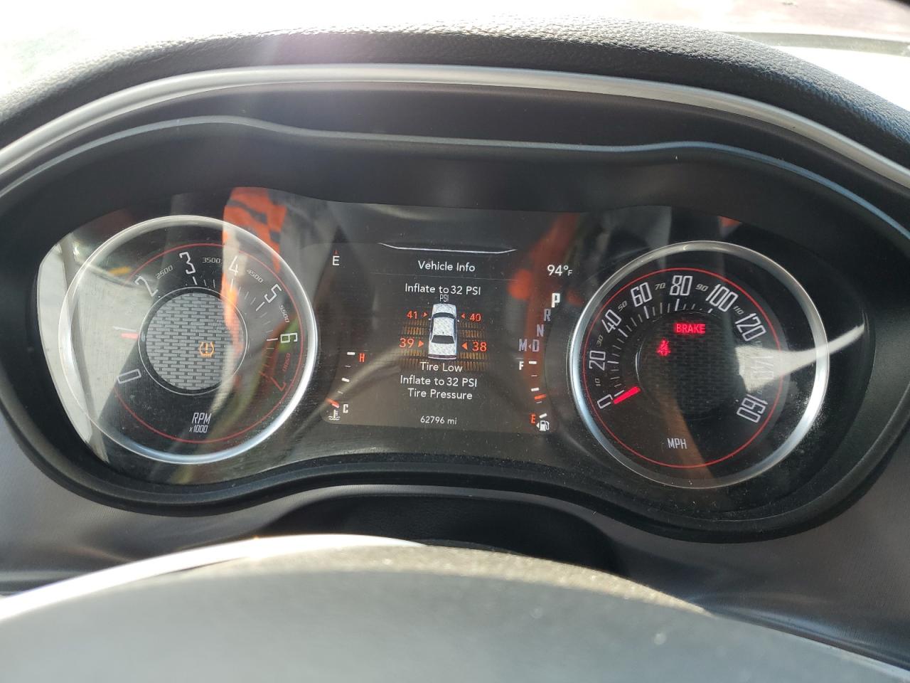 2C3CDZAG8LH142246 2020 Dodge Challenger Sxt