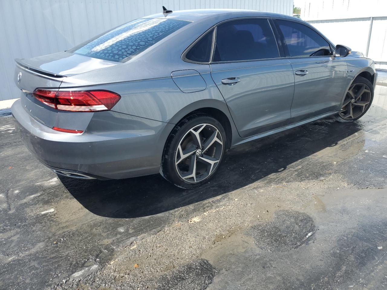 1VWMA7A39LC023762 2020 Volkswagen Passat R-Line