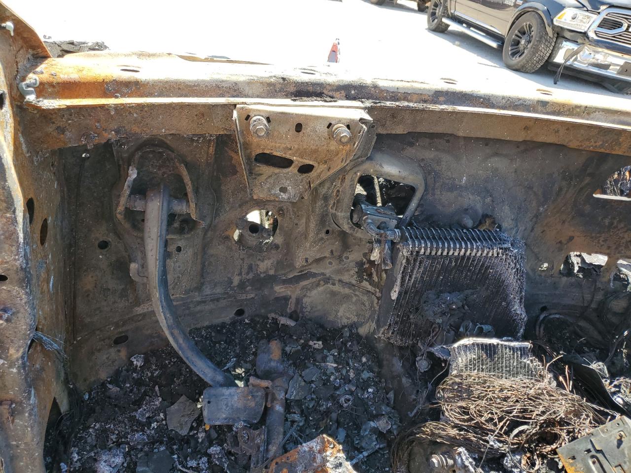 4JGDA5HB3CA039242 2012 Mercedes-Benz Ml 350 4Matic