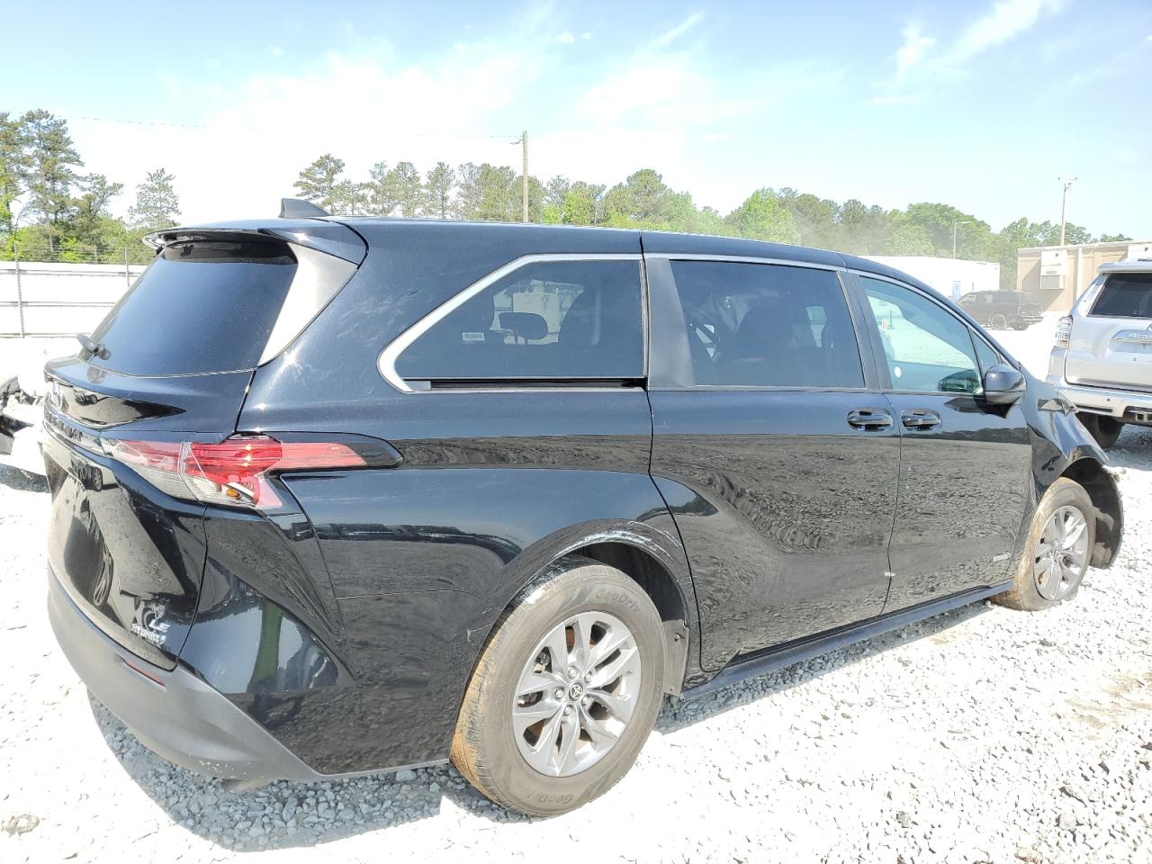 5TDKRKEC5MS027940 2021 Toyota Sienna Le