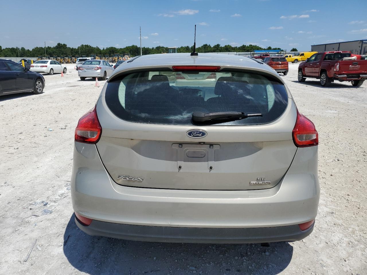 1FADP3K23GL391656 2016 Ford Focus Se