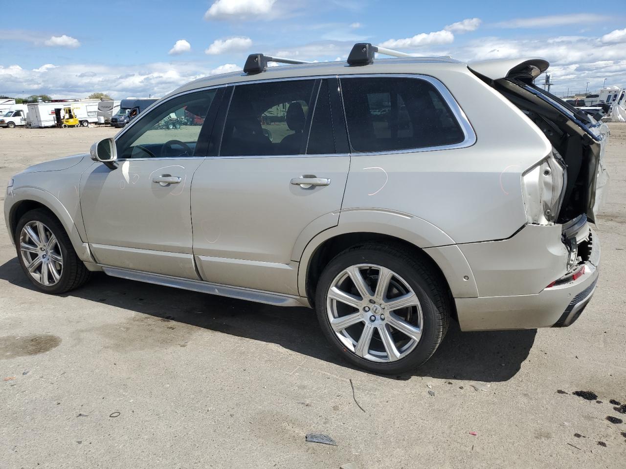 2016 Volvo Xc90 T6 vin: YV4A22PLXG1047208