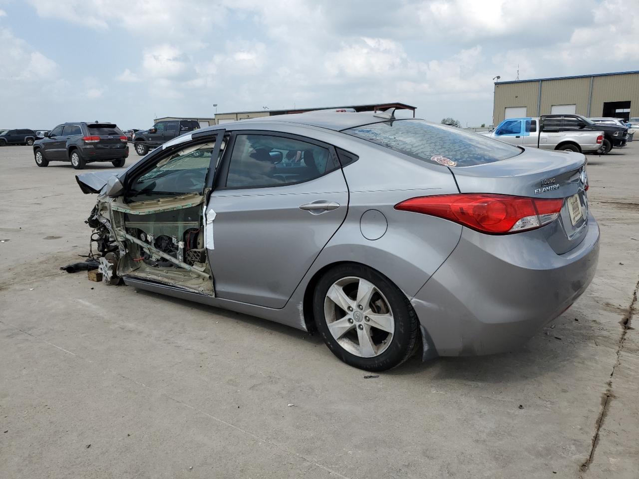 KMHDH4AE4DU737966 2013 Hyundai Elantra Gls