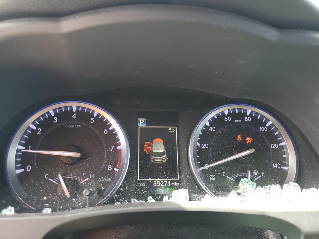 5TDKZRFH9JS276918 2018 Toyota Highlander Se