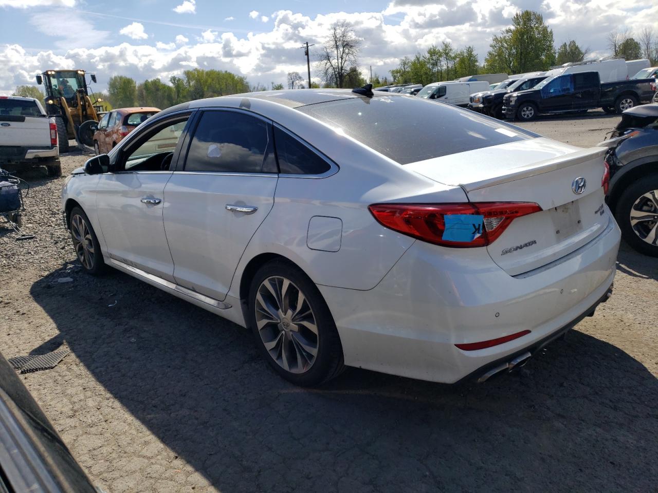 2015 Hyundai Sonata Sport vin: 5NPE34AB3FH256083